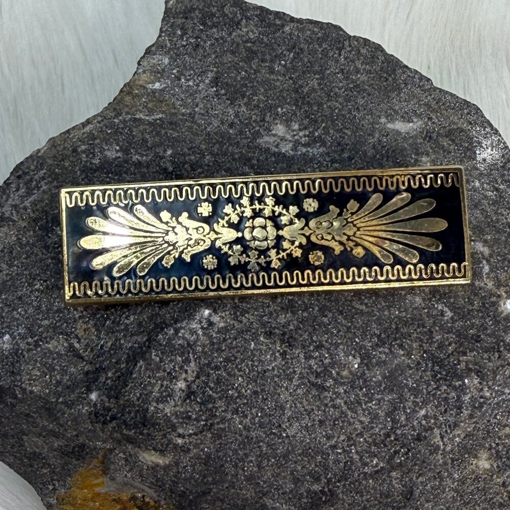 Vintage MMA Metropolitan Museum of Art Enamel Pin Brooch Black & Gold Art Deco